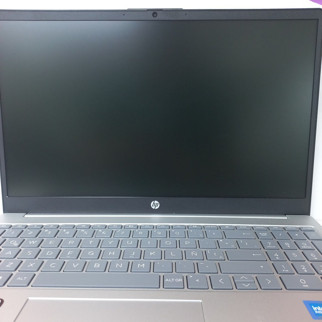 LAPTOP HP 15-FD0037LA  (2024) 512 GB SSD 8 GB RAM (SEMINUEVO)