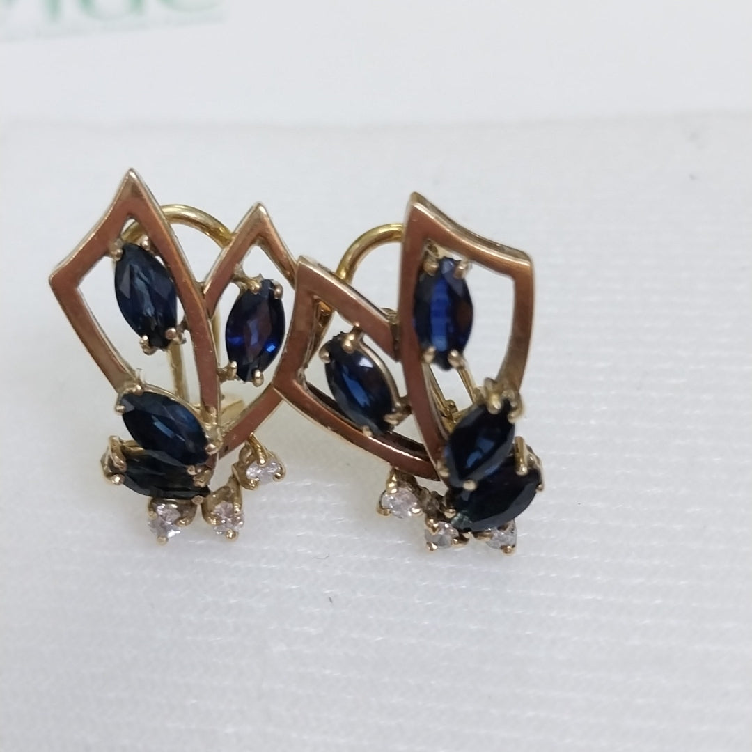 ARETES PAR. ORO. 14 K 5.8 GRMS (SEMINUEVO)