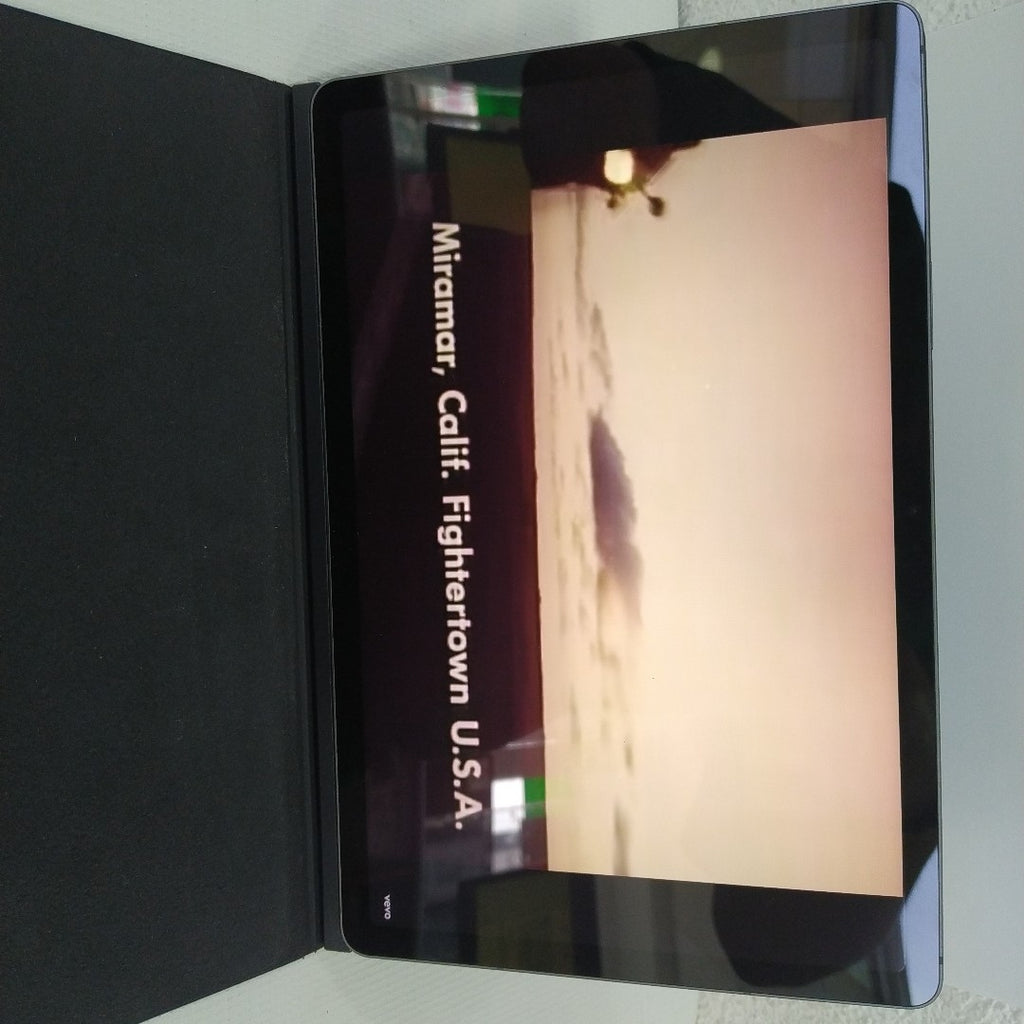 TABLETA SAMSUNG GALAXY TAB S9 FE SM-X510 (2023) 256 GB 8 GB RAM (SEMINUEVO)