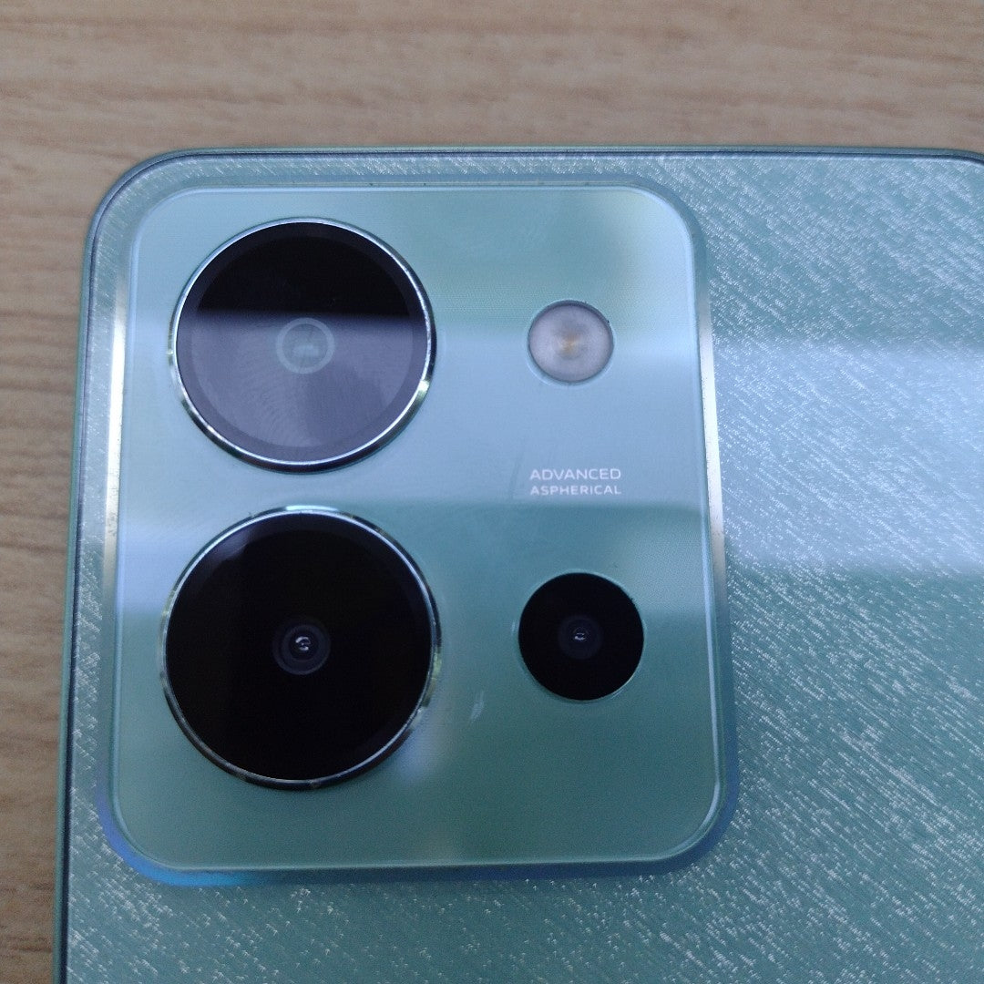 CELULAR VIVO Y36 V2247 256 GB 8 GB RAM (SEMINUEVO)