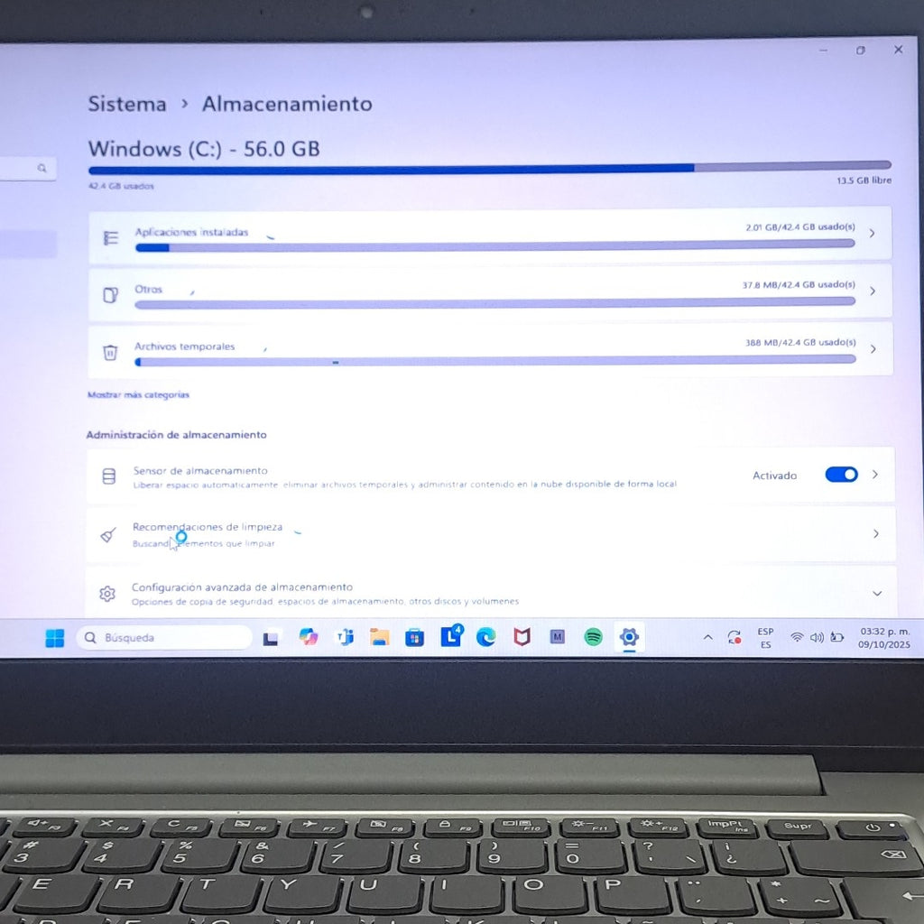 LAPTOP LENOVO IDEAPAD 1 14IGL05 (2022) 64 GB SSD 4 GB RAM (SEMINUEVO)