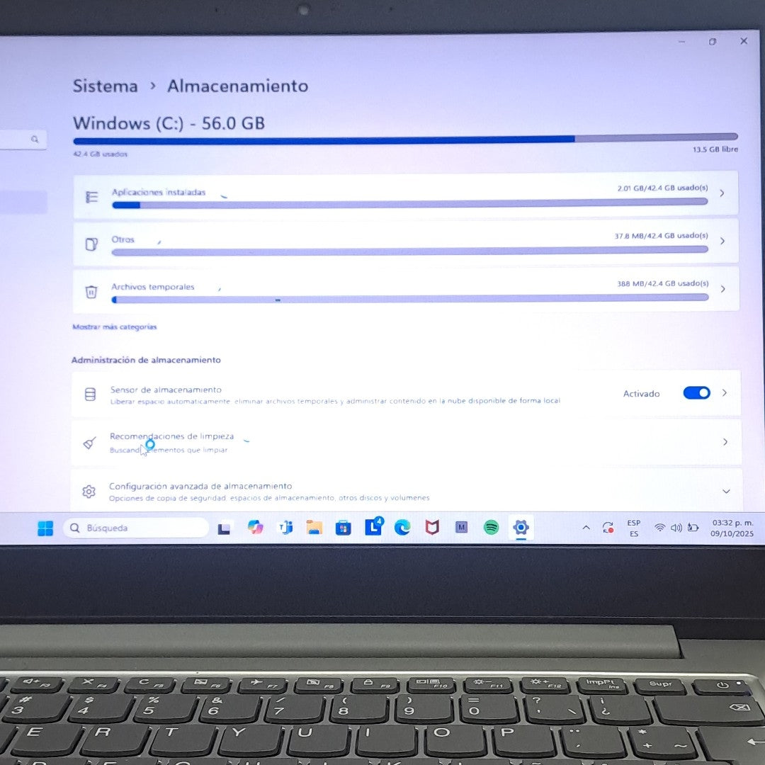 LAPTOP LENOVO IDEAPAD 1 14IGL05 (2022) 64 GB SSD 4 GB RAM (SEMINUEVO)