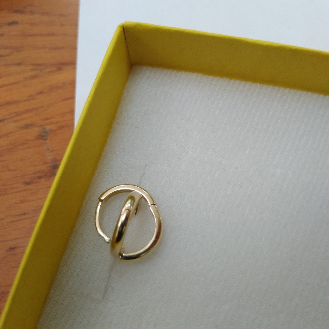 HUGGIES ORO 14K 1.5 (NUEVO)