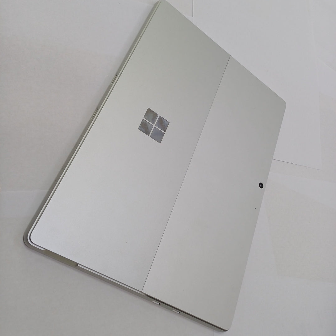 TABLETA MICROSOFT SURFACE PRO 9  2038 256 GB SSD 8 GB RAM (SEMINUEVO)