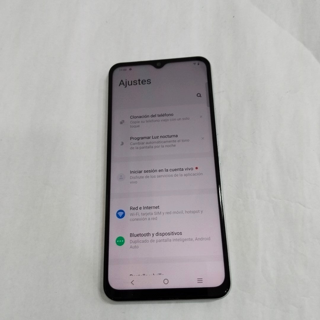 CELULAR VIVO Y18 V2333 128 GB 6 GB (SEMINUEVO)