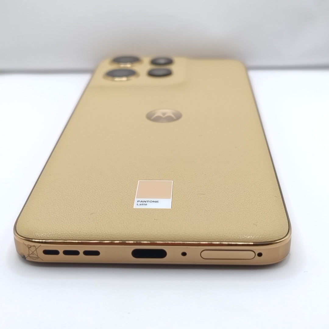 CELULAR MOTOROLA EDGE 50 NEO XT2409-2 (2024) 256 GB 8 GB RAM (SEMINUEVO)