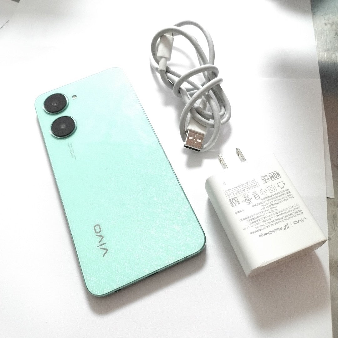 CELULAR VIVO Y03 V2332 (2024) 128 GB 4 GB RAM (SEMINUEVO)