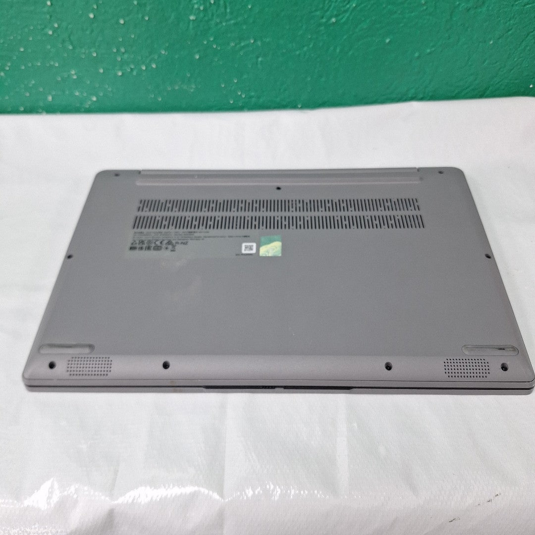 LAPTOP LENOVO IDEAPAD 1 14IGL7 (2023) 128 GB SSD 4 GB RAM (SEMINUEVO)