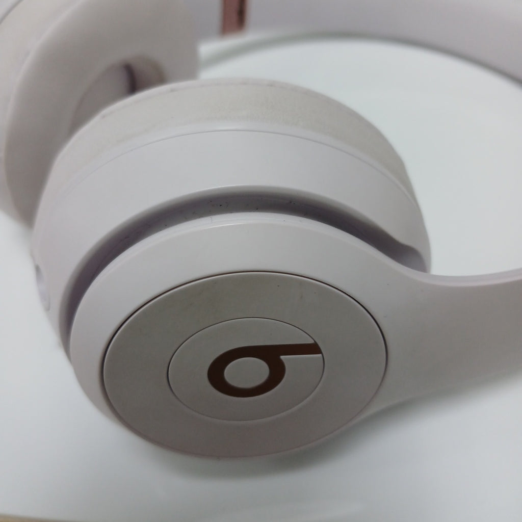 AUDIFONOS BEATS SOLO 4 INALAMBRICO ON EAR (SEMINUEVO)