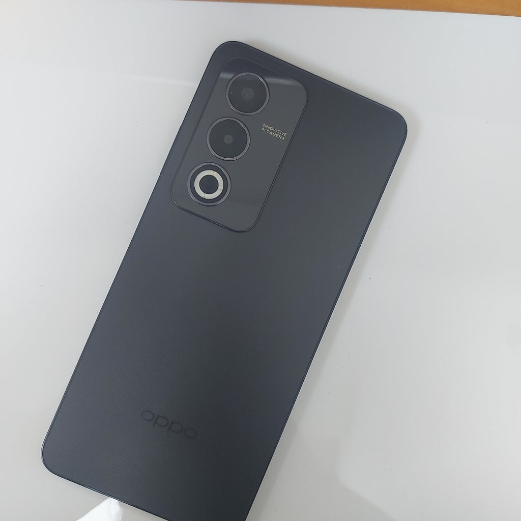 CELULAR OPPO  A80 5G CPH2639 (2024) 256 GB 8 GB RAM