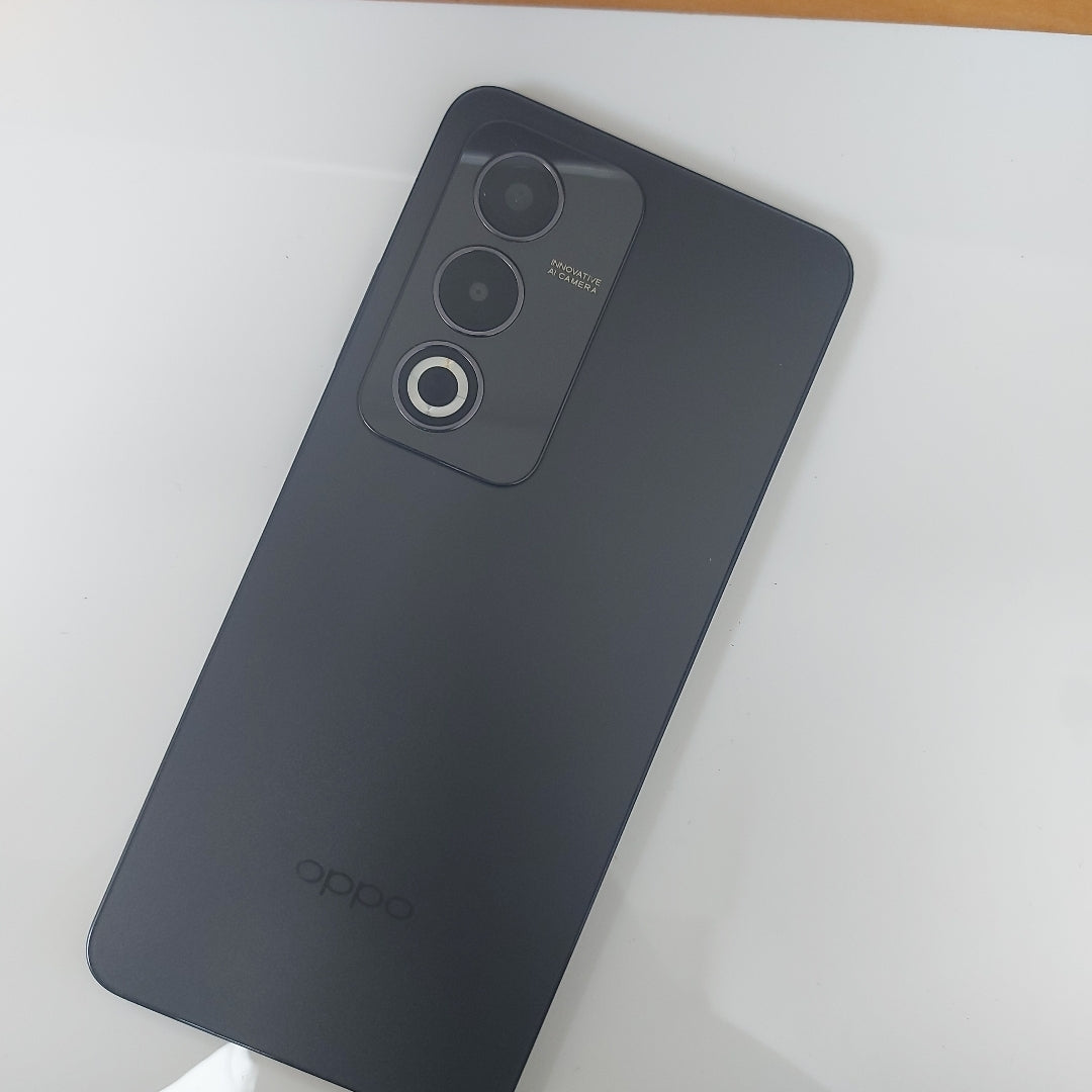 CELULAR OPPO  A80 5G CPH2639 (2024) 256 GB 8 GB RAM