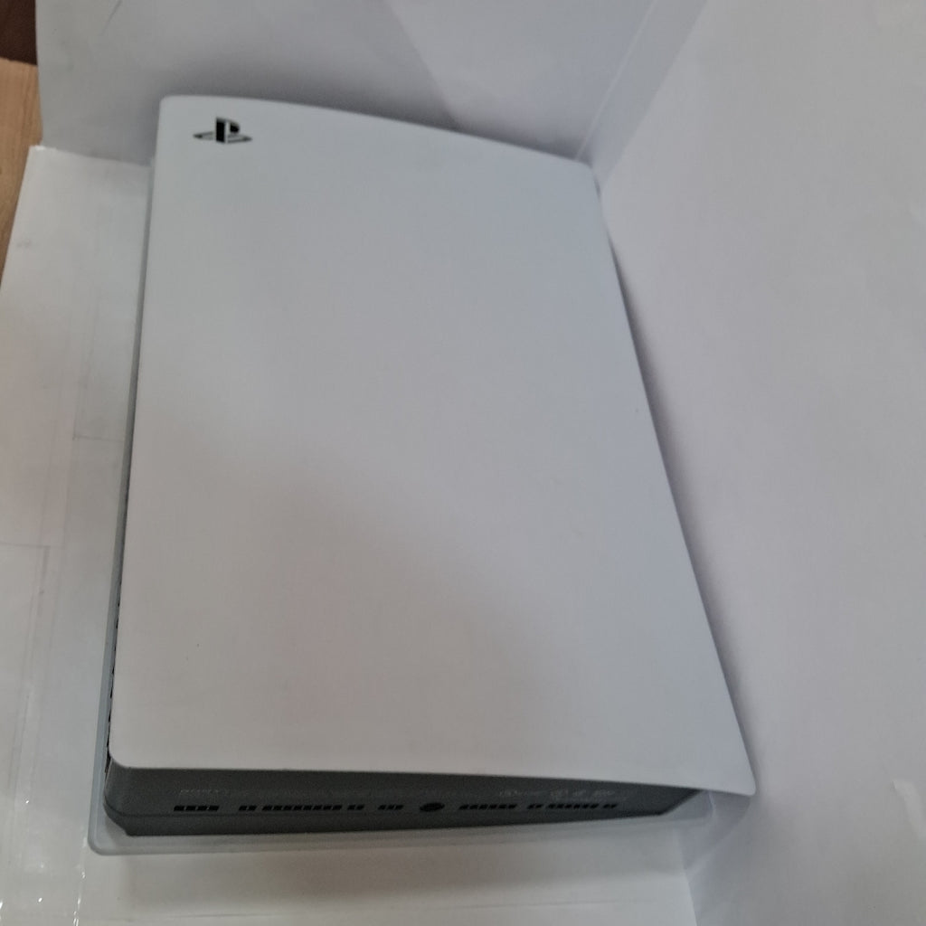 CONSOLA DE VIDEOJUEGO SONY PS5 825 SSD (SEMINUEVO)