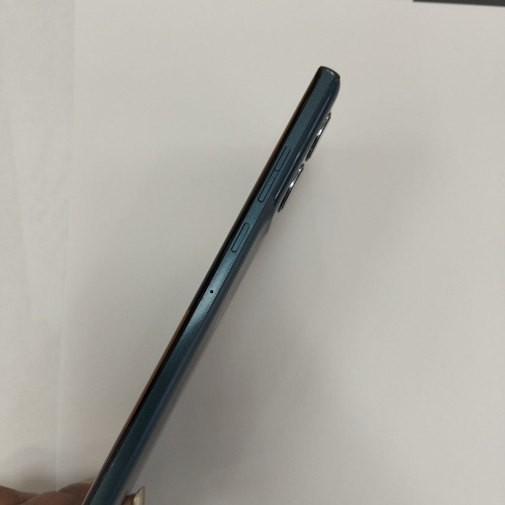 CELULAR MOTOROLA EDGE 50 FUSION XT2429-1 256 GB 8 GB RAM (SEMINUEVO)