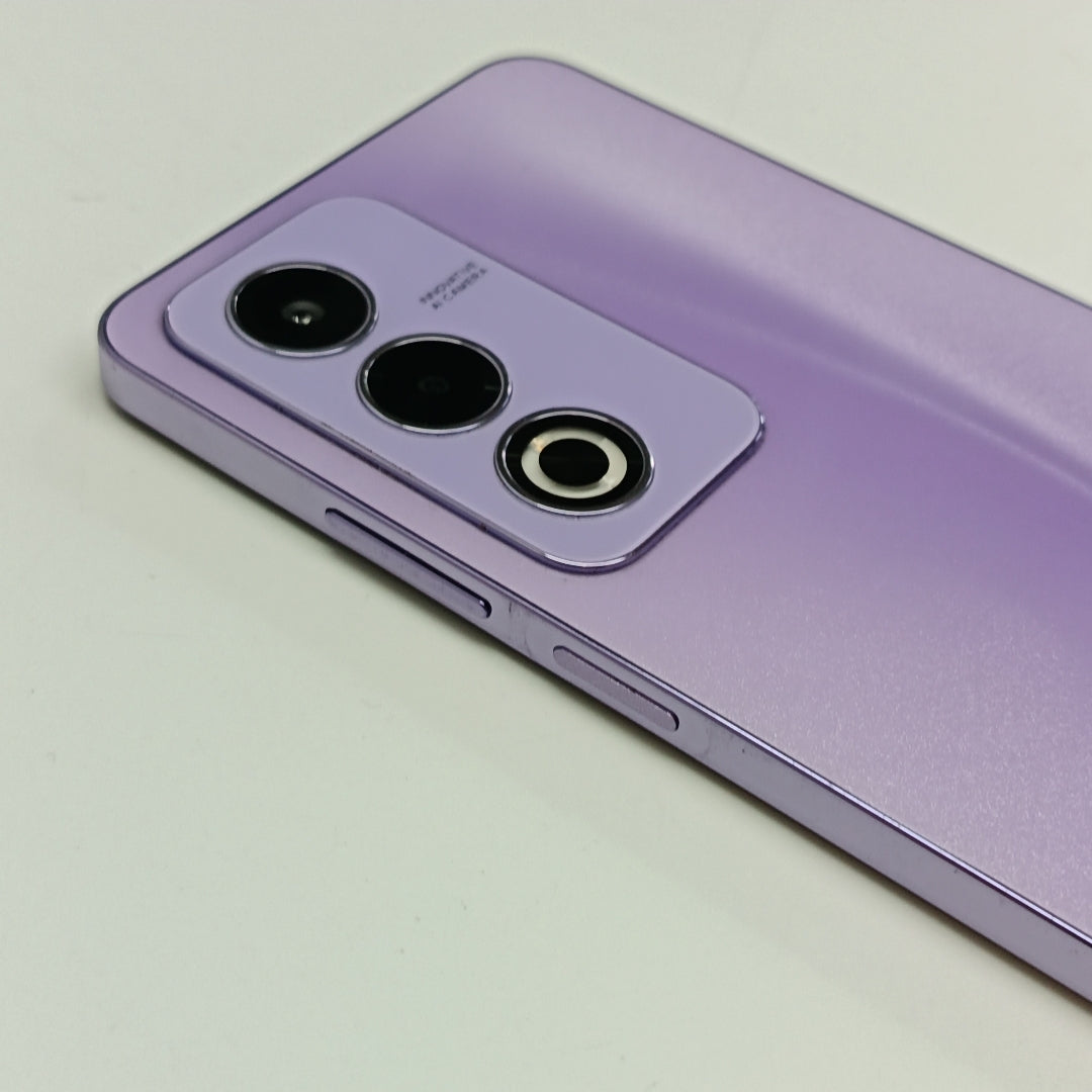 CELULAR OPPO  A80 5G CPH2639 (2024) 256 GB 8 GB RAM (SEMINUEVO)