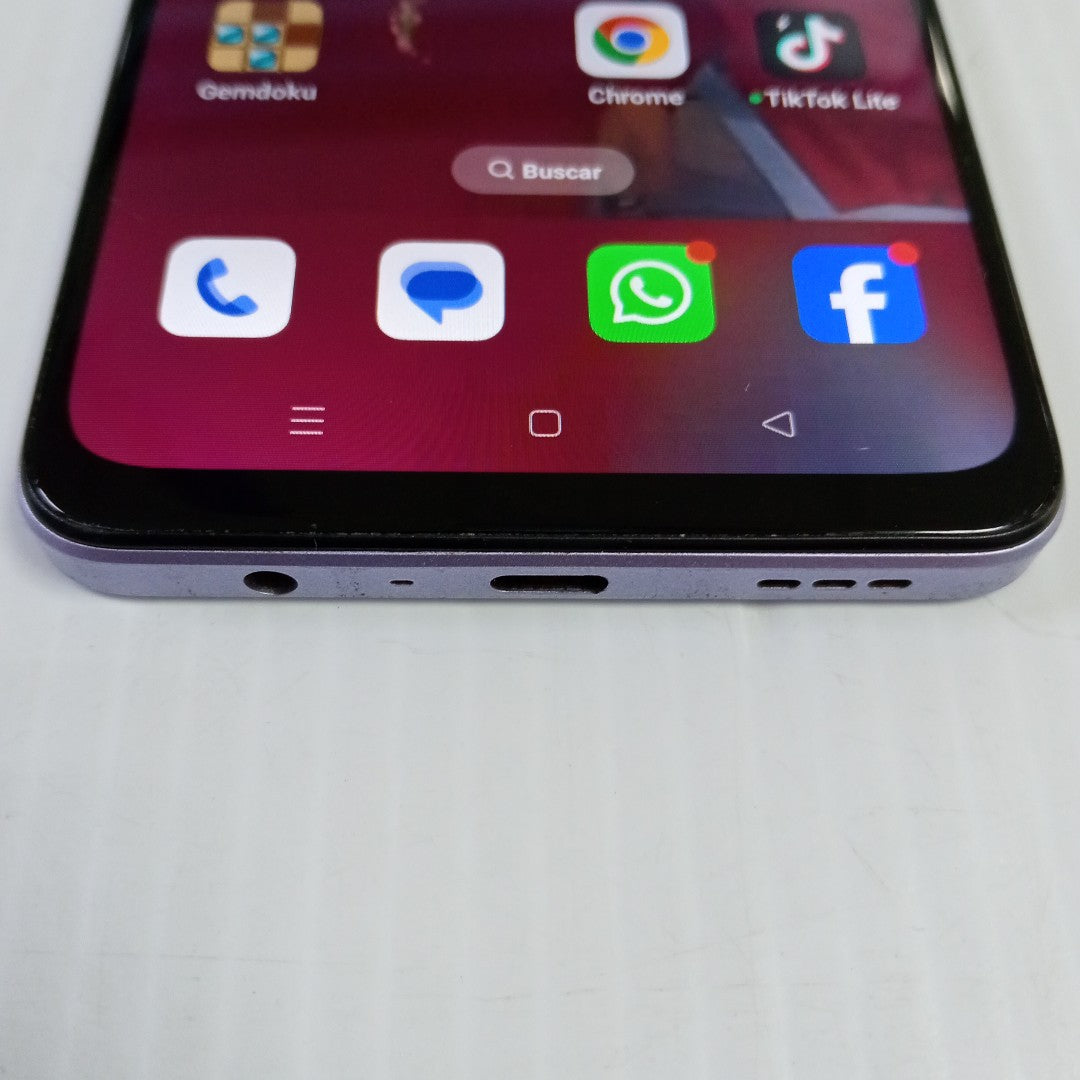 CELULAR OPPO  A40 CPH2669 (2024) 256 GB 4 GB RAM (SEMINUEVO)