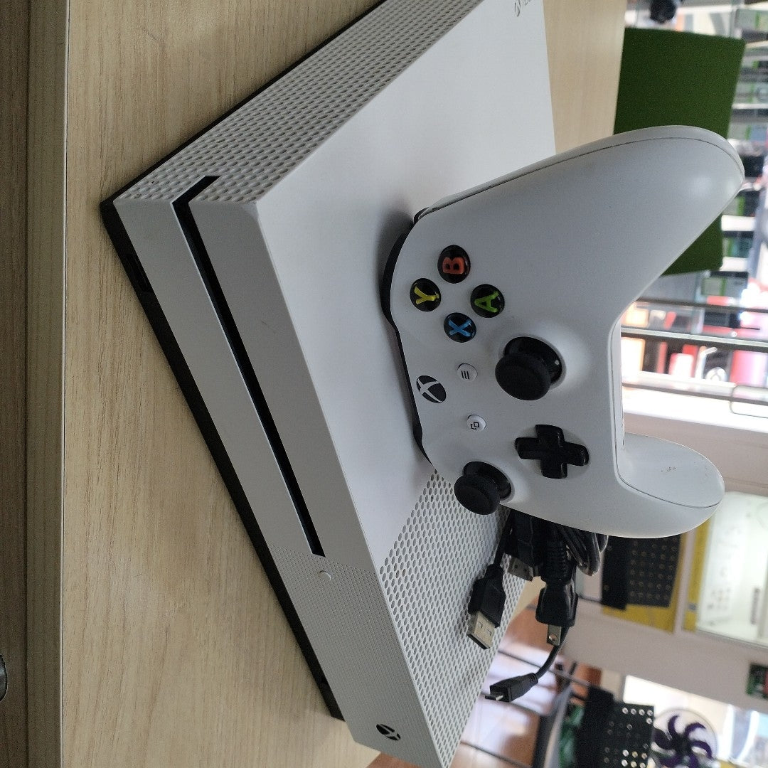 CONSOLA DE VIDEOJUEGO MICROSOFT XBOX ONE S 1 TB (SEMINUEVO)
