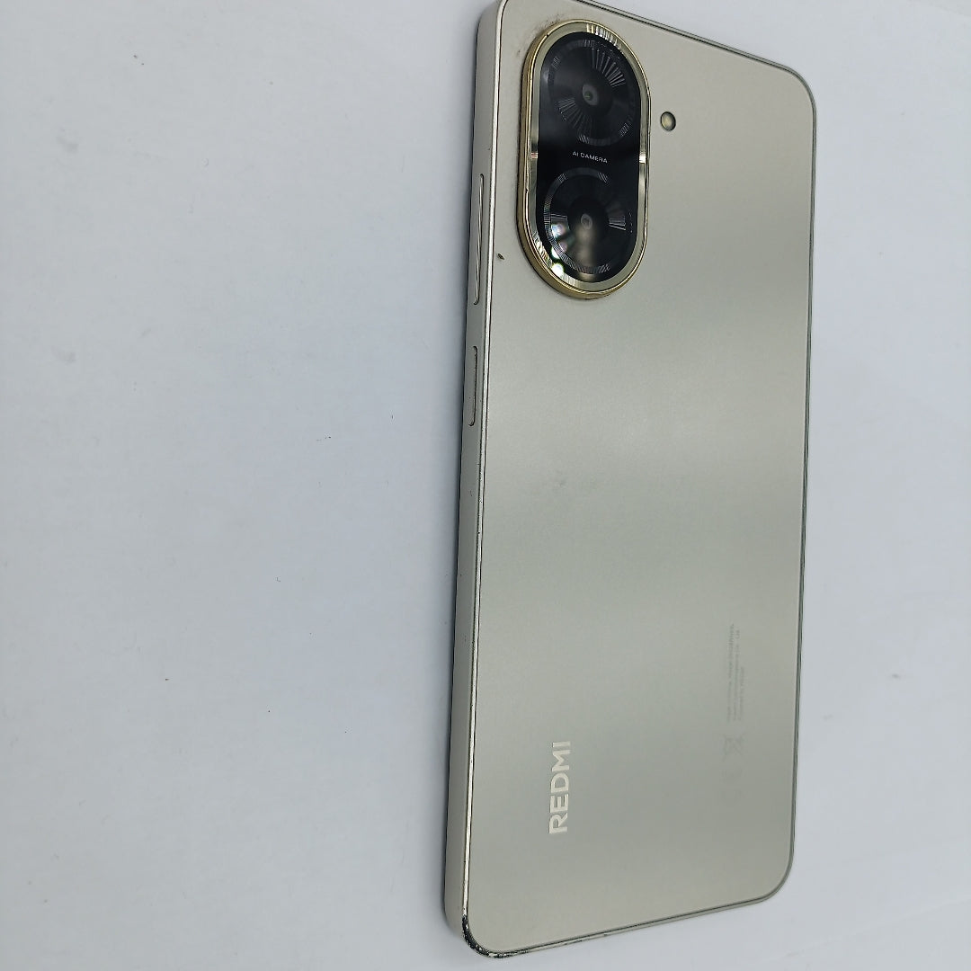 CELULAR XIAOMI REDMI A5 25028RN03L (2025) 64 GB 3 GB RAM (SEMINUEVO)