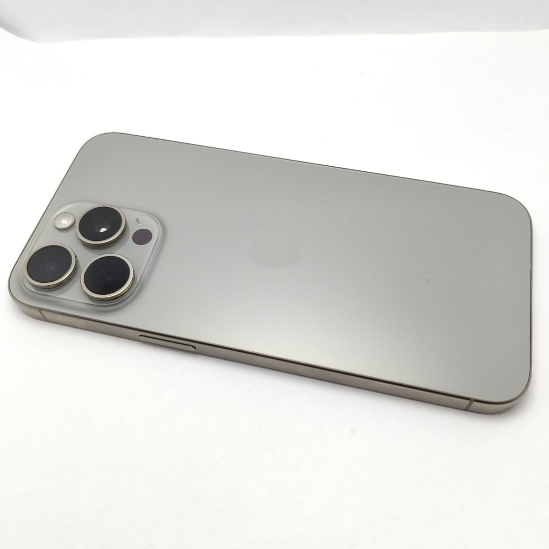 CELULAR APPLE IPHONE 15 PRO MAX A3105 (2023) 256 GB 8 GB RAM (SEMINUEVO)