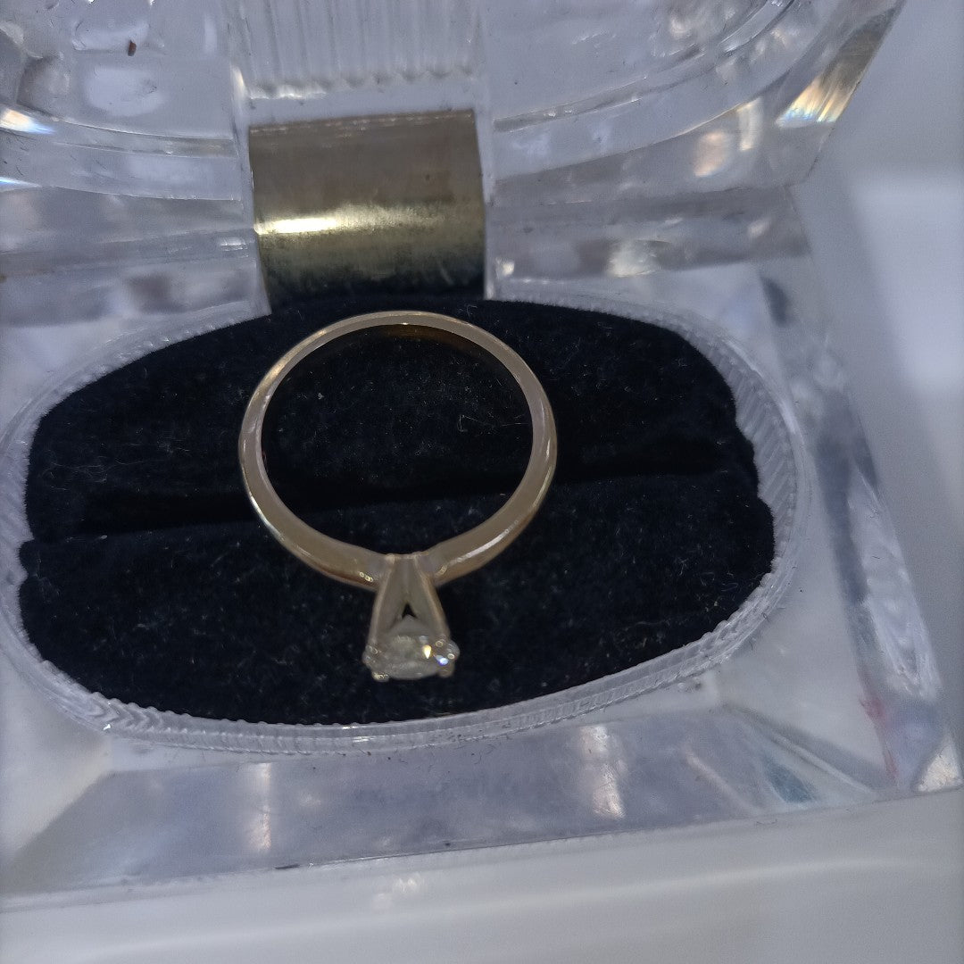 ANILLITO. ORO BLANCO. 14 K 2.4 GRMS (SEMINUEVO)