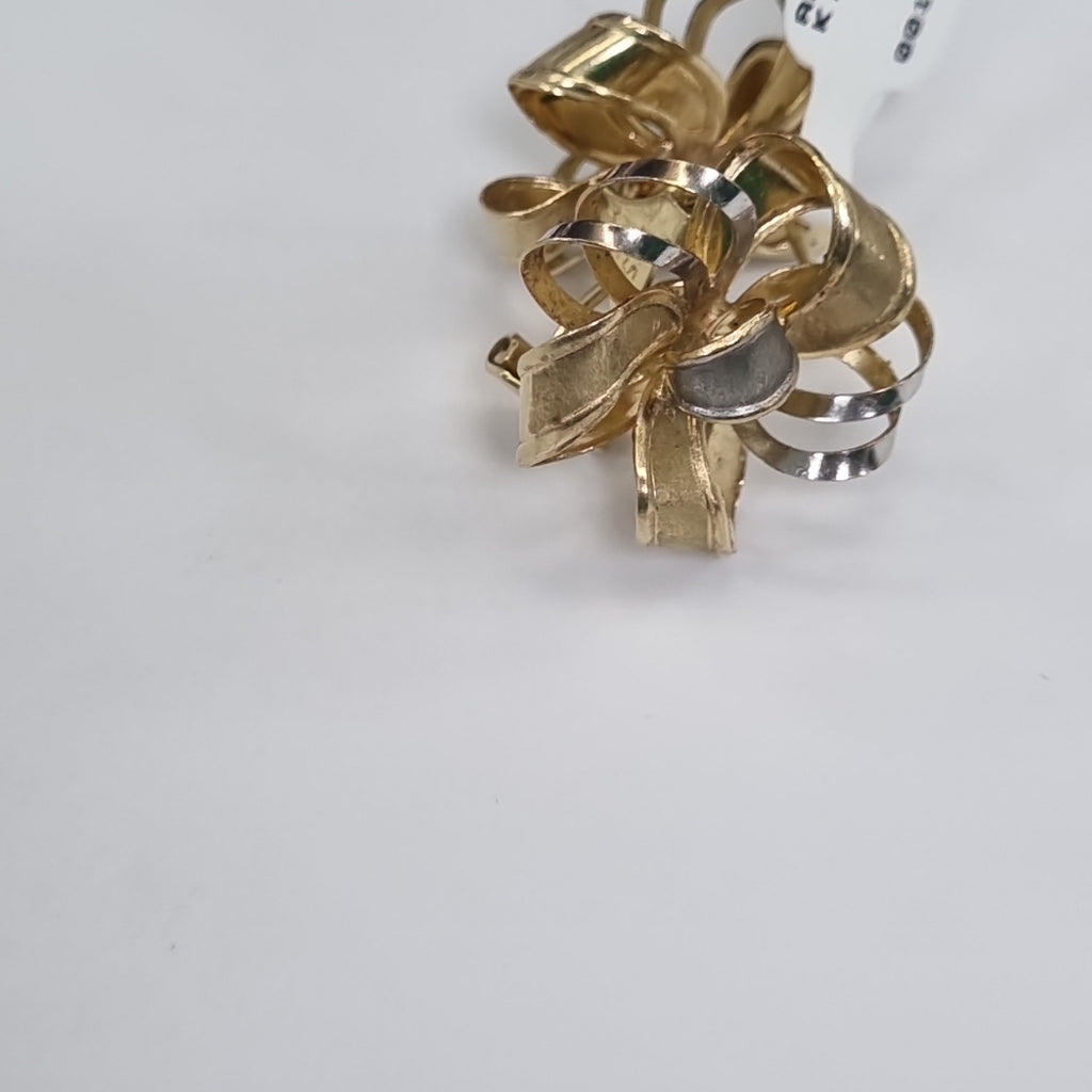 ARETES PAR. ORO. 14 K 4.5 GRMS (SEMINUEVO)