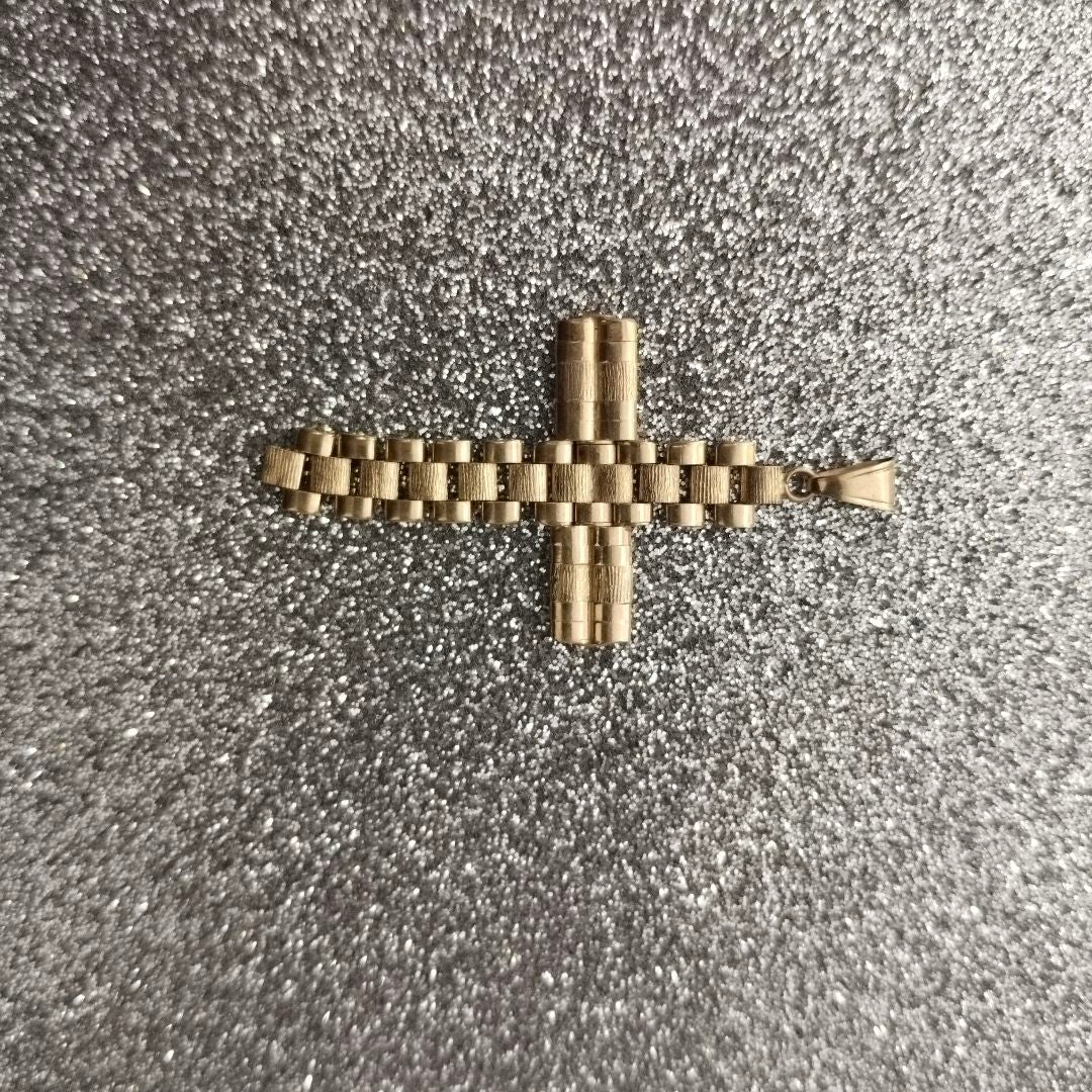 CRUZ. ORO. 14 K 2.8 GRMS (SEMINUEVO)