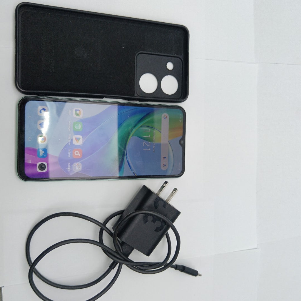 CELULAR VIVO Y03 V2332 (2024) 128 GB 4 GB RAM (SEMINUEVO)