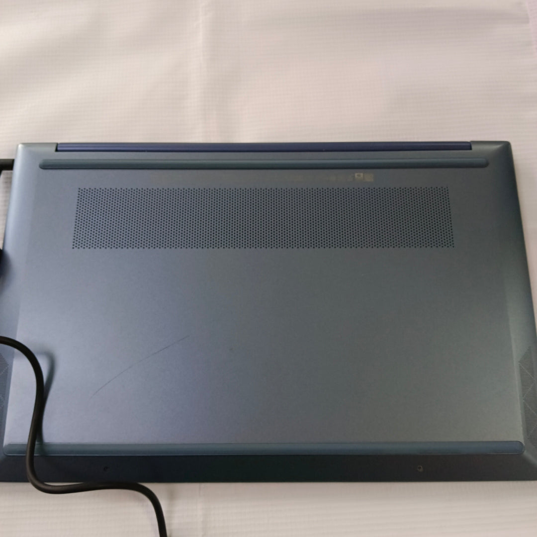 LAPTOP HP PAVILION 15-EH0002LA (2022) 512 GB SSD 8 GB RAM (SEMINUEVO)