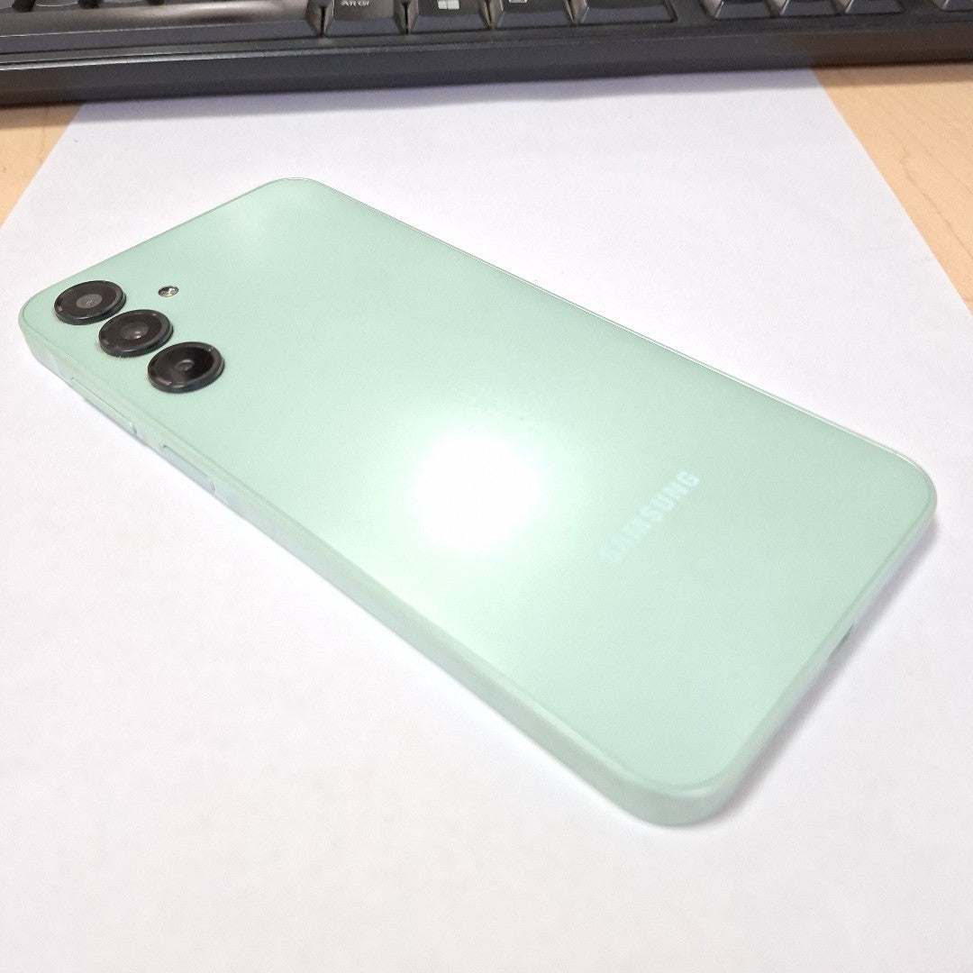 CELULAR SAMSUNG GALAXY A16 SM-A165M (2024) 128 GB 4 GB RAM (SEMINUEVO)
