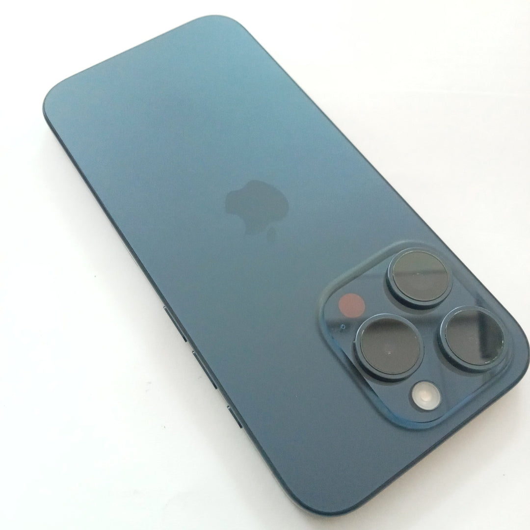 CELULAR APPLE IPHONE 15 PRO A3101 128 GB 8 GB RAM (SEMINUEVO)