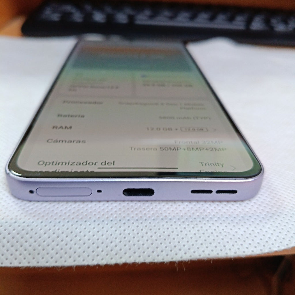 CELULAR OPPO  RENO 13F 5G CPH2699 (2025) 256 GB 12 GB RAM (SEMINUEVO)