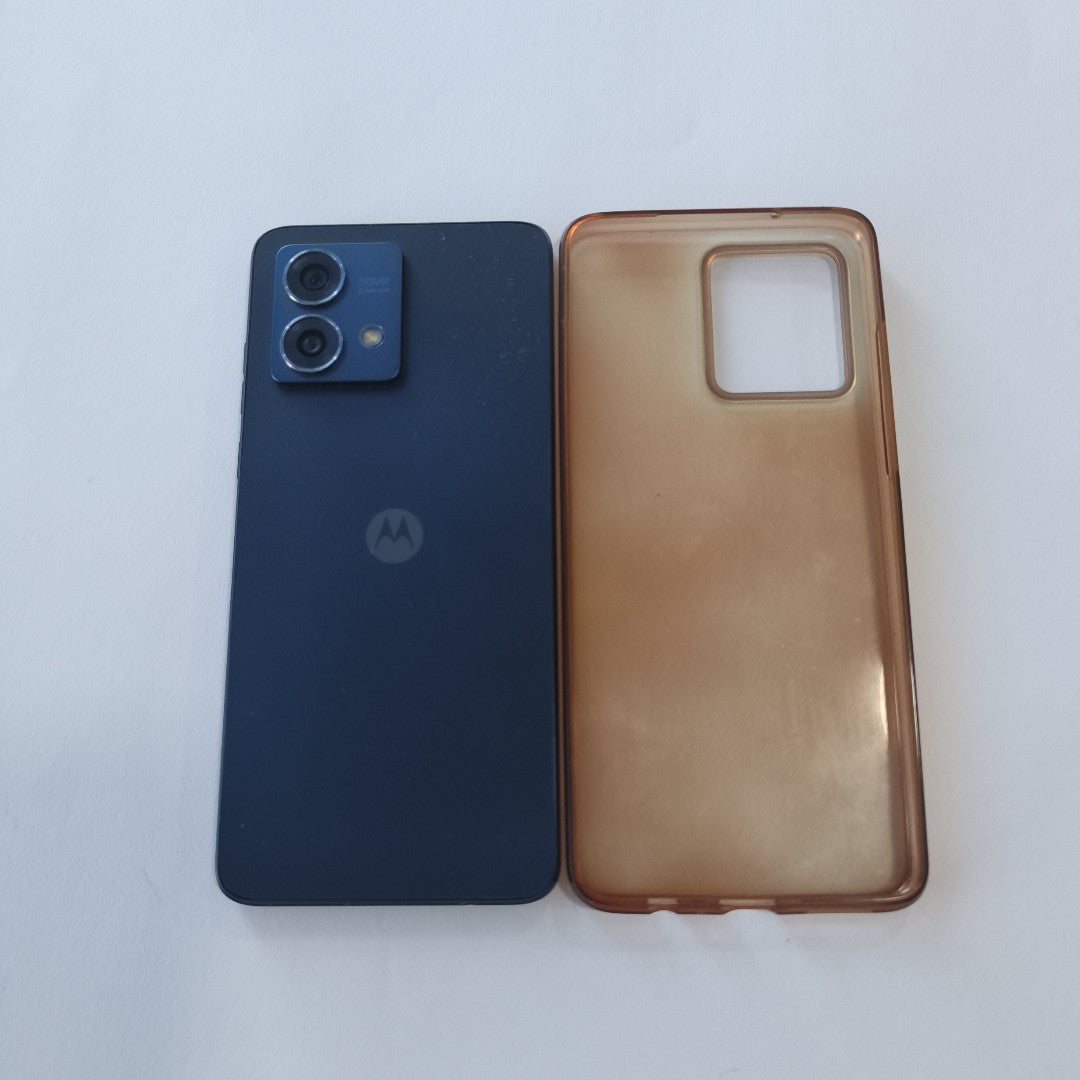 CELULAR MOTOROLA MOTO G84 XT2347-1 (2023) 256 GB 8 GB RAM (SEMINUEVO)