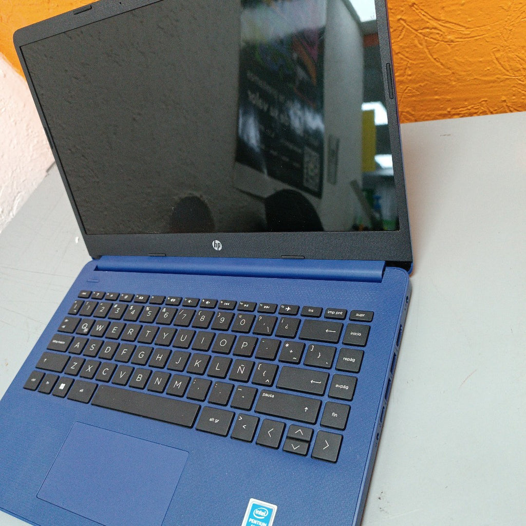 LAPTOP HP 14-DQ0525LA (2023) 256 GB SSD 8 GB RAM (SEMINUEVO)