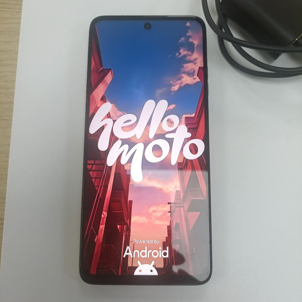 CELULAR MOTOROLA MOTO G15 XT2521-2 (2025) 256 GB 4 GB RAM (SEMINUEVO)