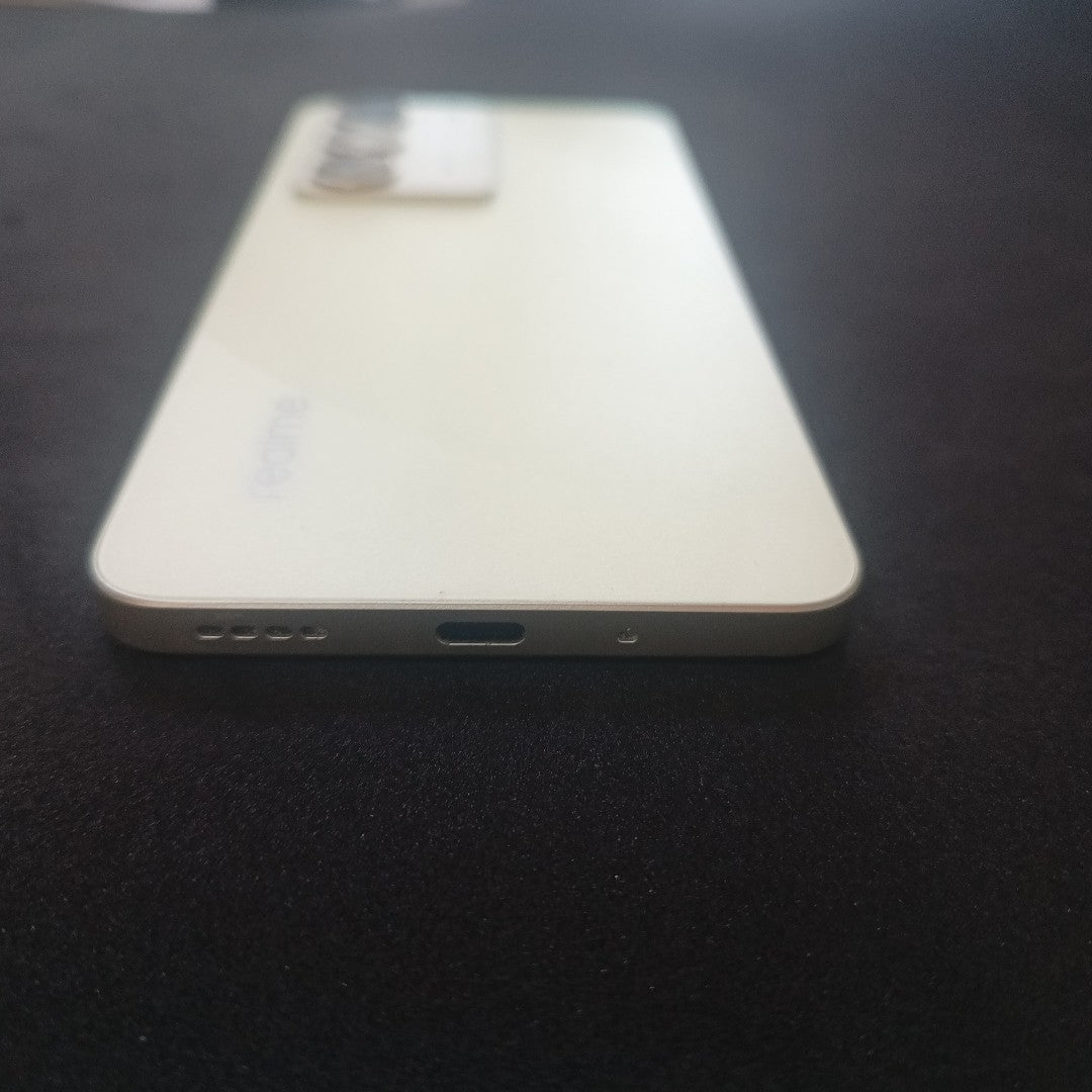 CELULAR REALME C75 RMX3941 (2025) 256 GB 8 GB RAM (SEMINUEVO)