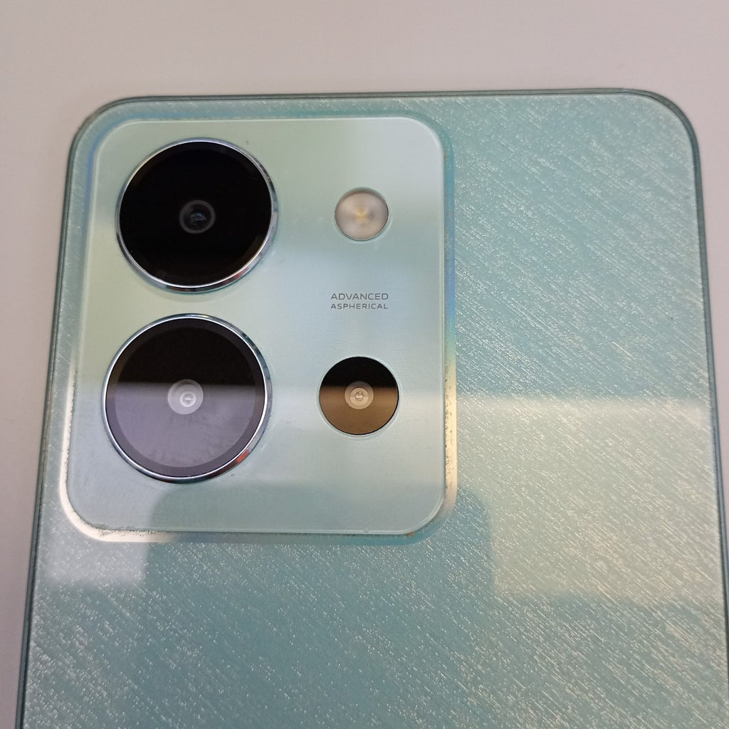 CELULAR VIVO Y36 V2247 256 GB 8 GB RAM (SEMINUEVO)