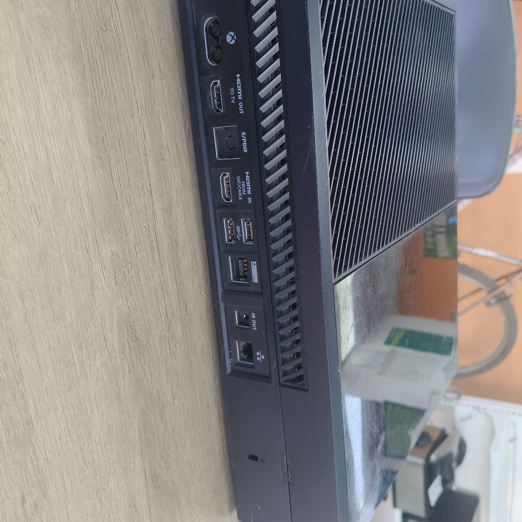 CONSOLA DE VIDEOJUEGO MICROSOFT XBOX ONE 500 GB  (SEMINUEVO)