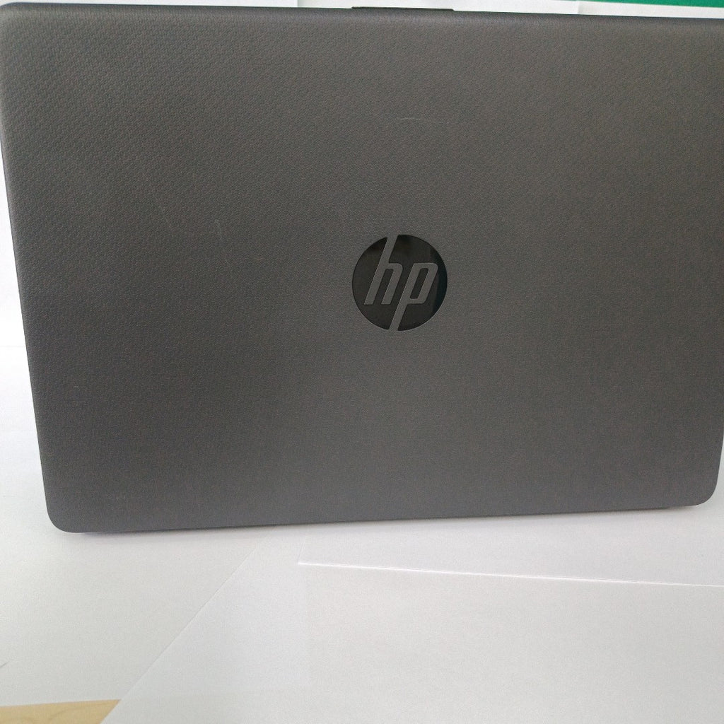 LAPTOP HP 245 G9 (2024) 512 GB SSD 16 GB RAM (SEMINUEVO)
