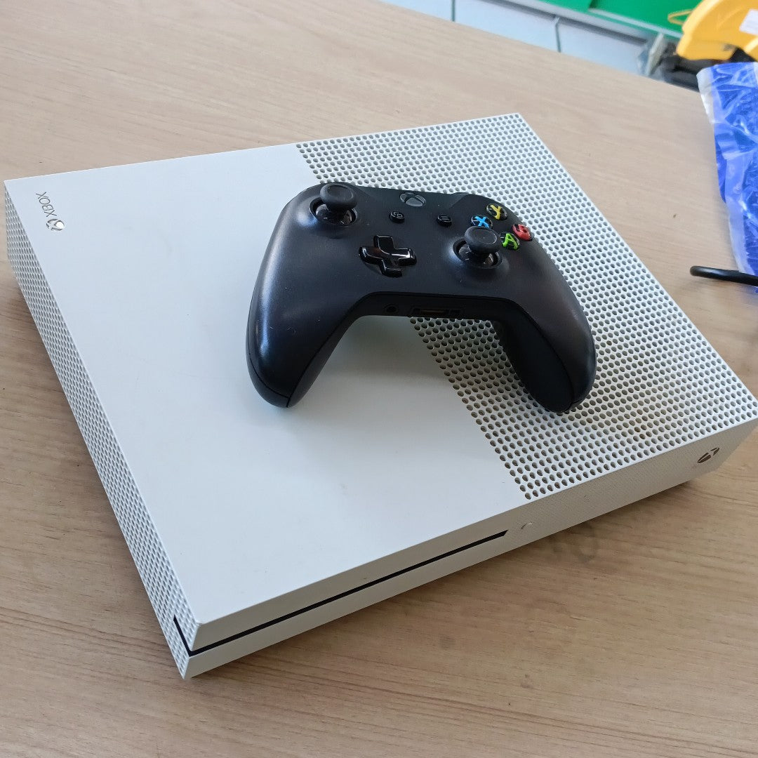 CONSOLA DE VIDEOJUEGO MICROSOFT XBOX SERIES S 512 GB SSD (SEMINUEVO)