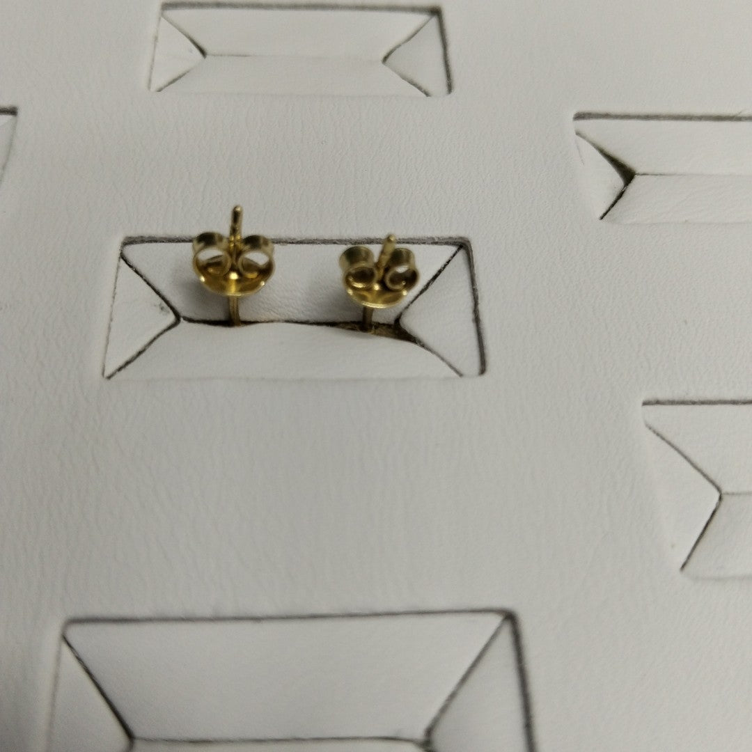 10105BRO00000B2610 FRD23 BROQUEL DE ESTRELLA CON CIRCONIAS ORO 14K 1.2GRS (NUEVO)