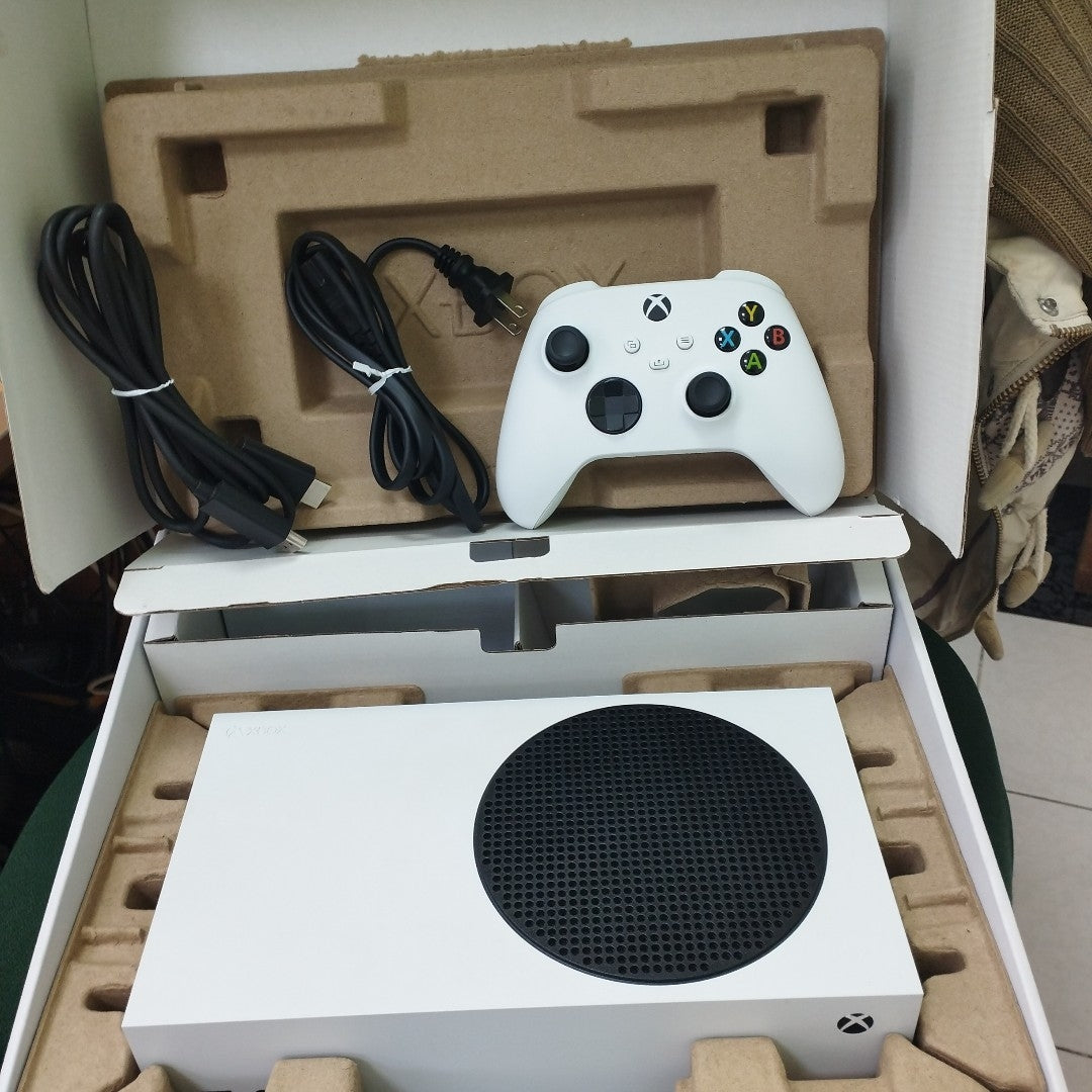 CONSOLA DE VIDEOJUEGO MICROSOFT XBOX SERIES S 512 GB SSD (SEMINUEVO)