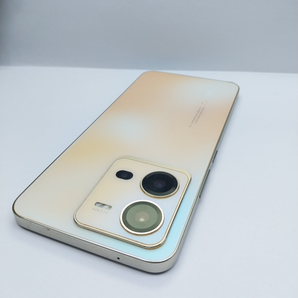 CELULAR VIVO V25 V2202 128 GB 8 GB RAM (SEMINUEVO)