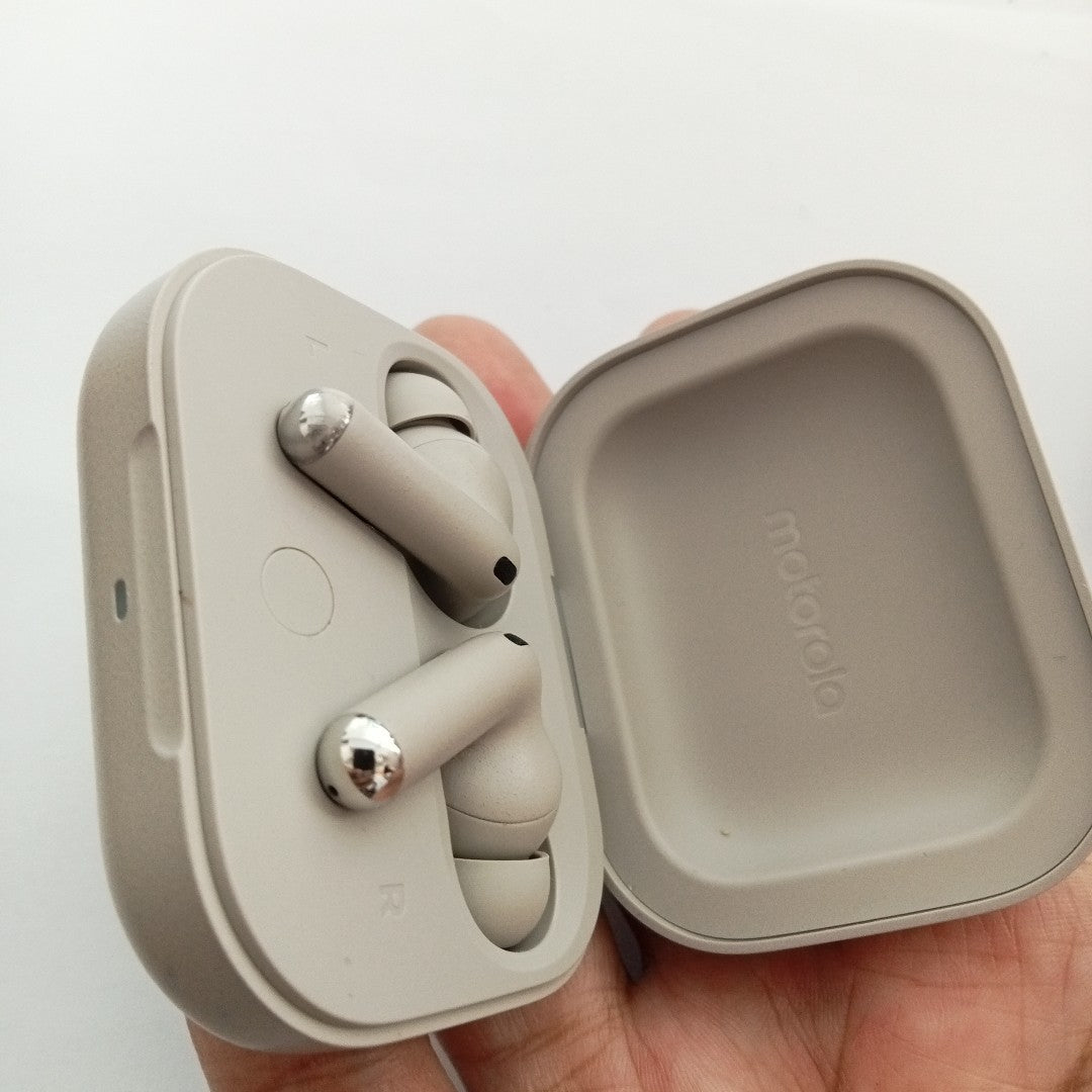 AUDIFONOS MOTOROLA MOTO BUDS+ INALAMBRICO IN EAR (SEMINUEVO)