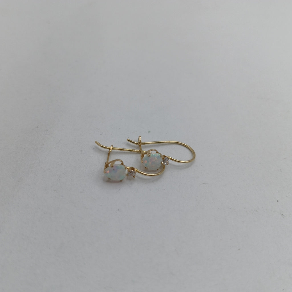 ARETES PAR. ORO. 14 K 0.6 GRMS (SEMINUEVO)