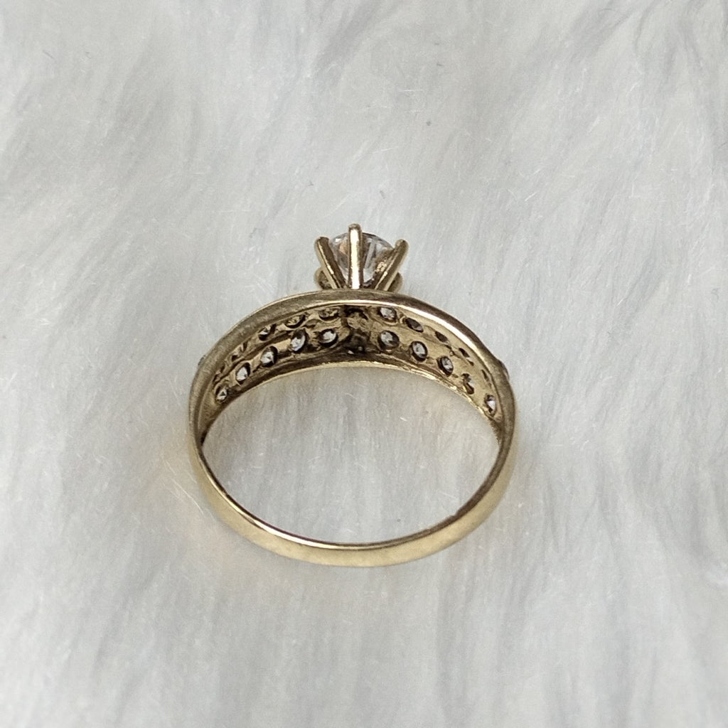 ANILLITO. ORO. 10 K 2.6 GRMS (SEMINUEVO)