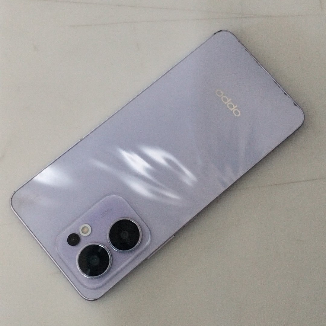 CELULAR OPPO  RENO 13F 5G CPH2699 (2025) 256 GB 12 GB RAM (SEMINUEVO)