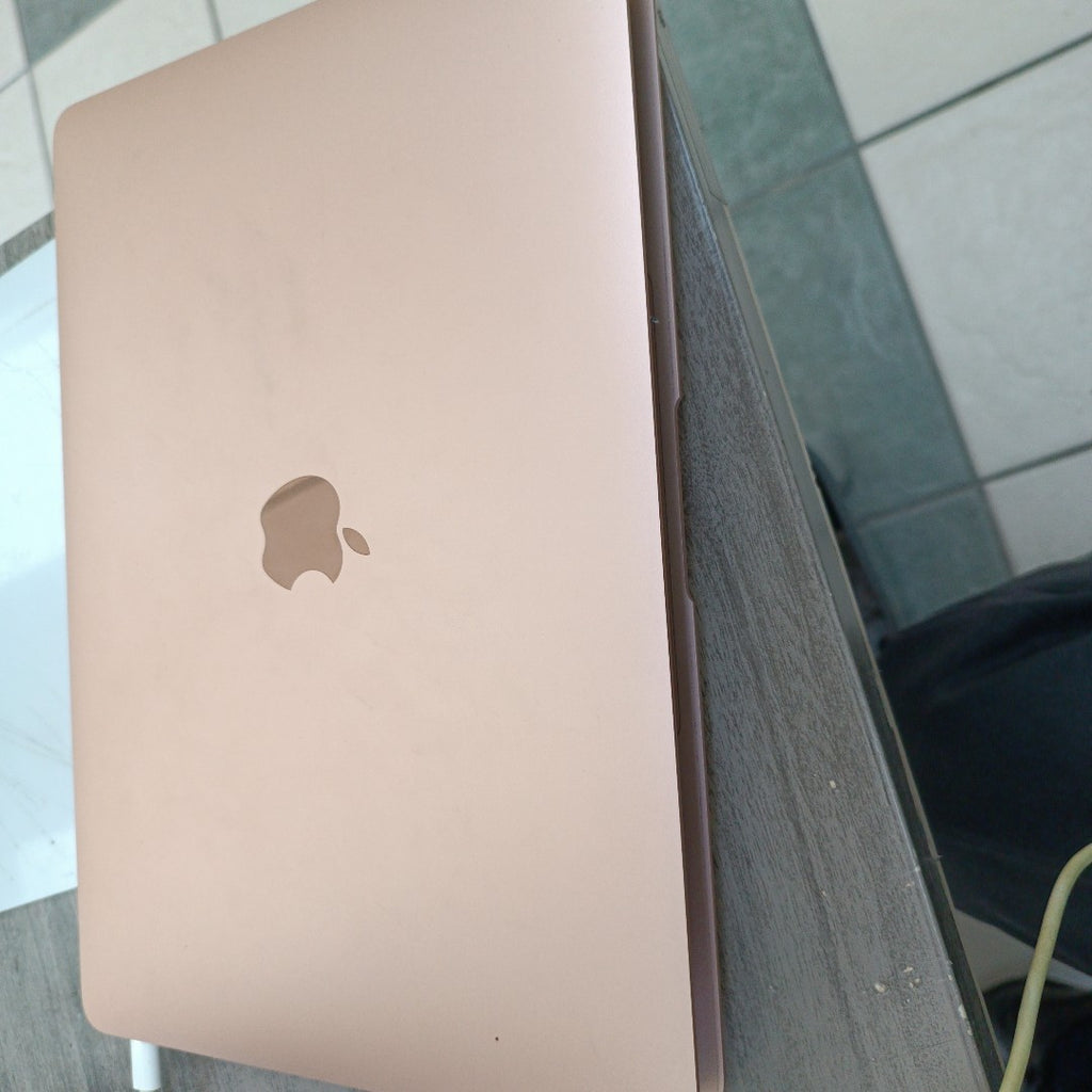 LAPTOP APPLE MACBOOK AIR 13" 2020 1.1 A2179 256 GB SSD 8 GB RAM (SEMINUEVO)