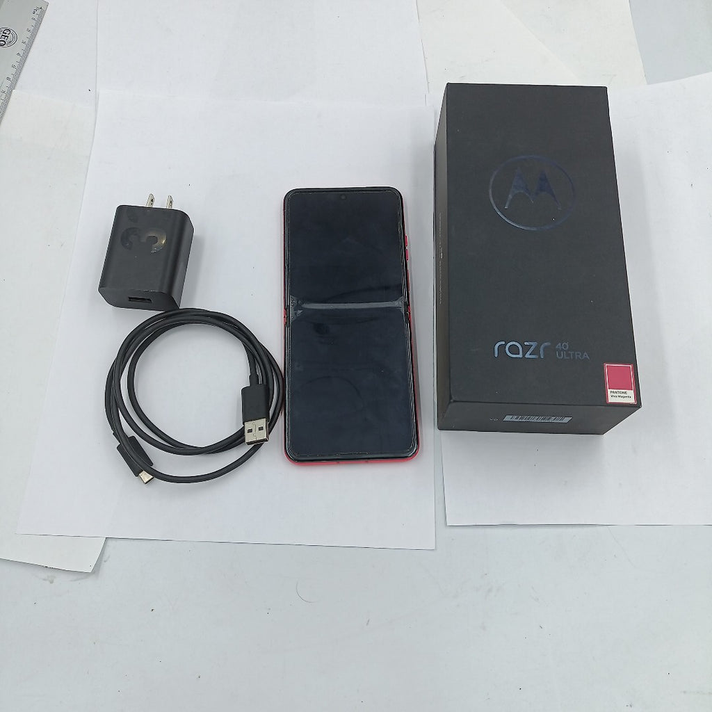 CELULAR MOTOROLA RAZR 40 ULTRA XT2321-1 (2023) 512 GB 12 GB RAM (SEMINUEVO)