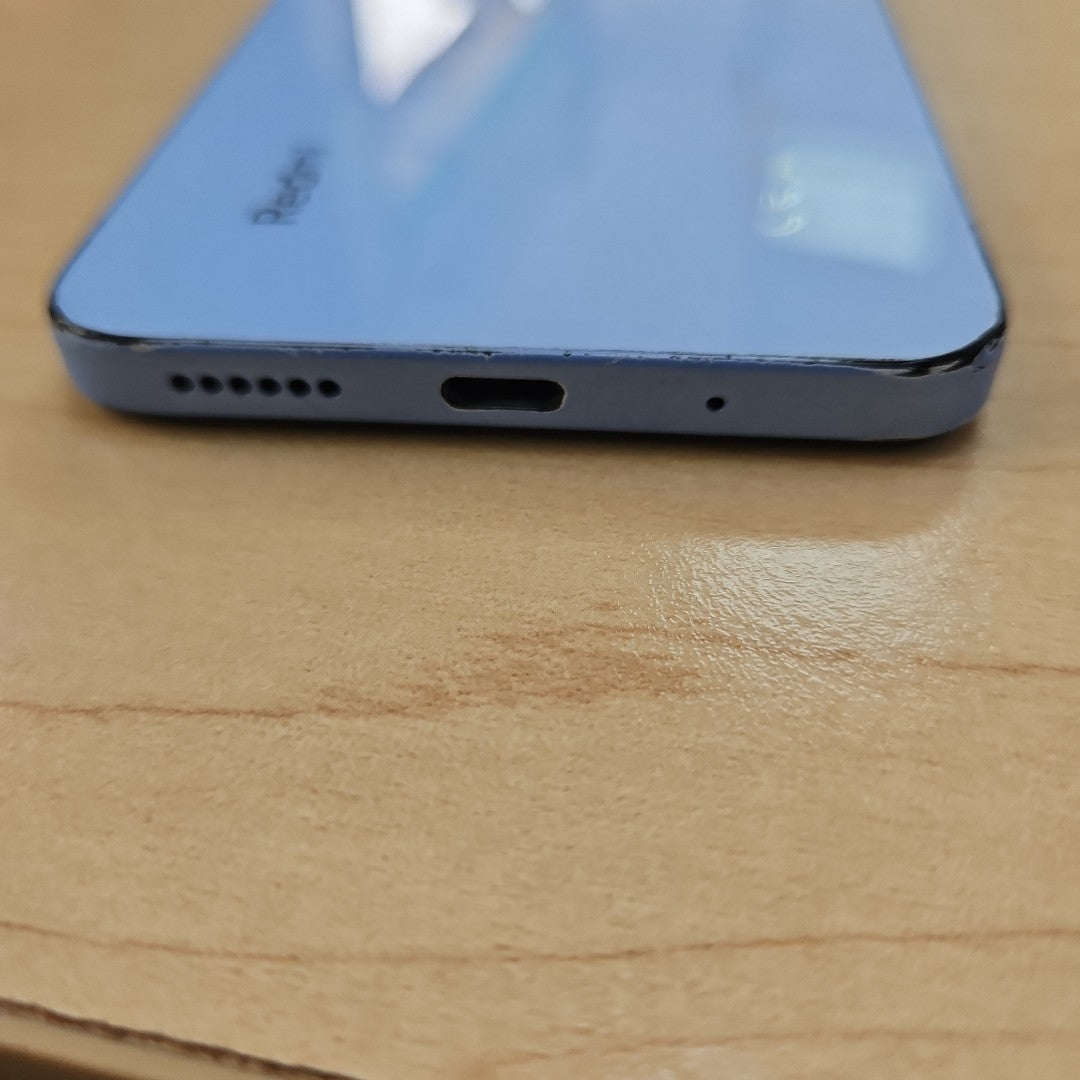 CELULAR XIAOMI REDMI 12 23053RN02L 256 GB 8 GB RAM (SEMINUEVO)