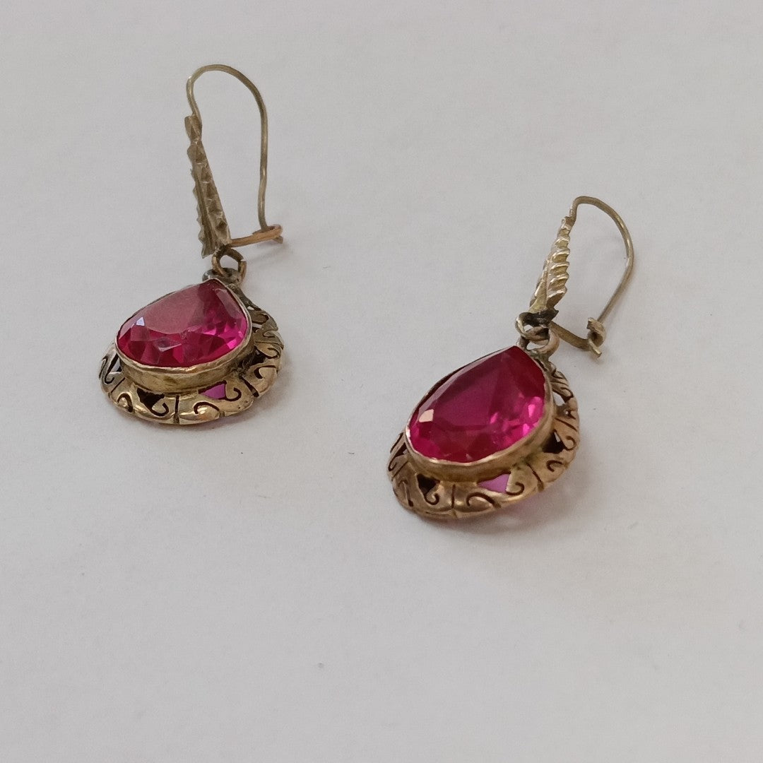 ARETES PAR. ORO. 8 K 4.6 GRMS (SEMINUEVO)