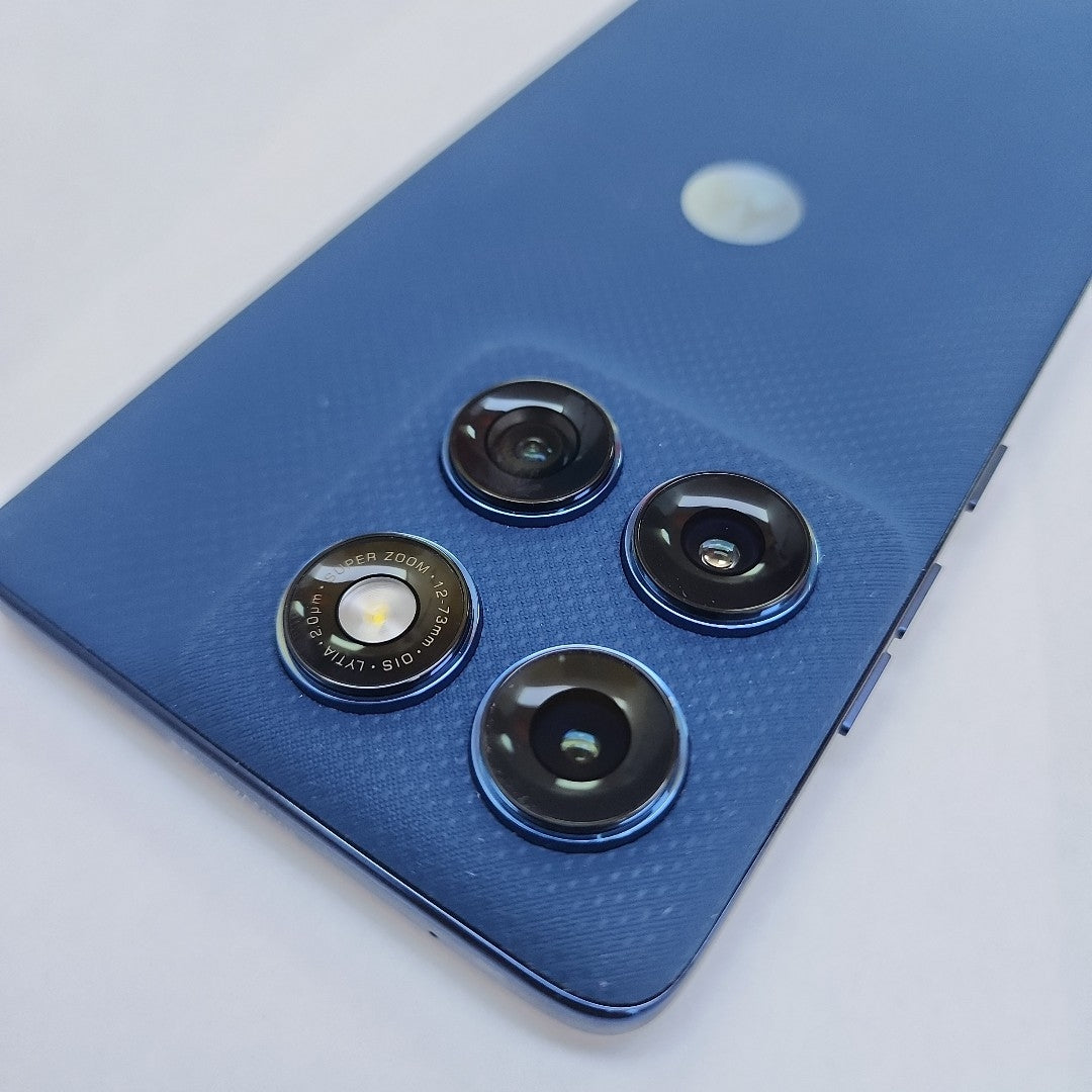 CELULAR MOTOROLA EDGE 60 XT2505-3 (2025) 512 GB 12 GB RAM (SEMINUEVO)